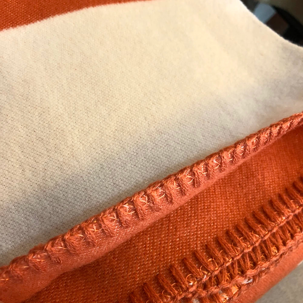 Soft wool and cashmere blanket