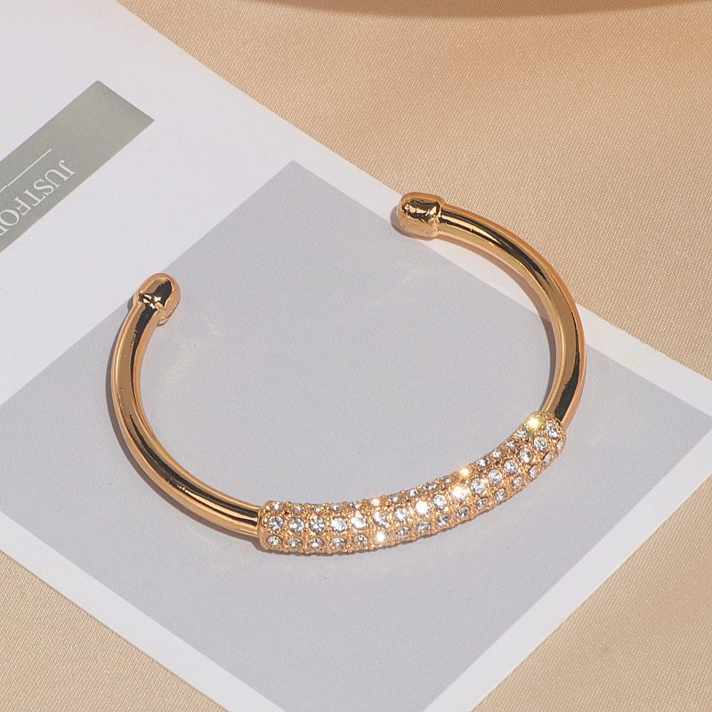 Bracelet Plaqué Or avec Diamants – Élégance et Raffinement pour Toutes Occasions