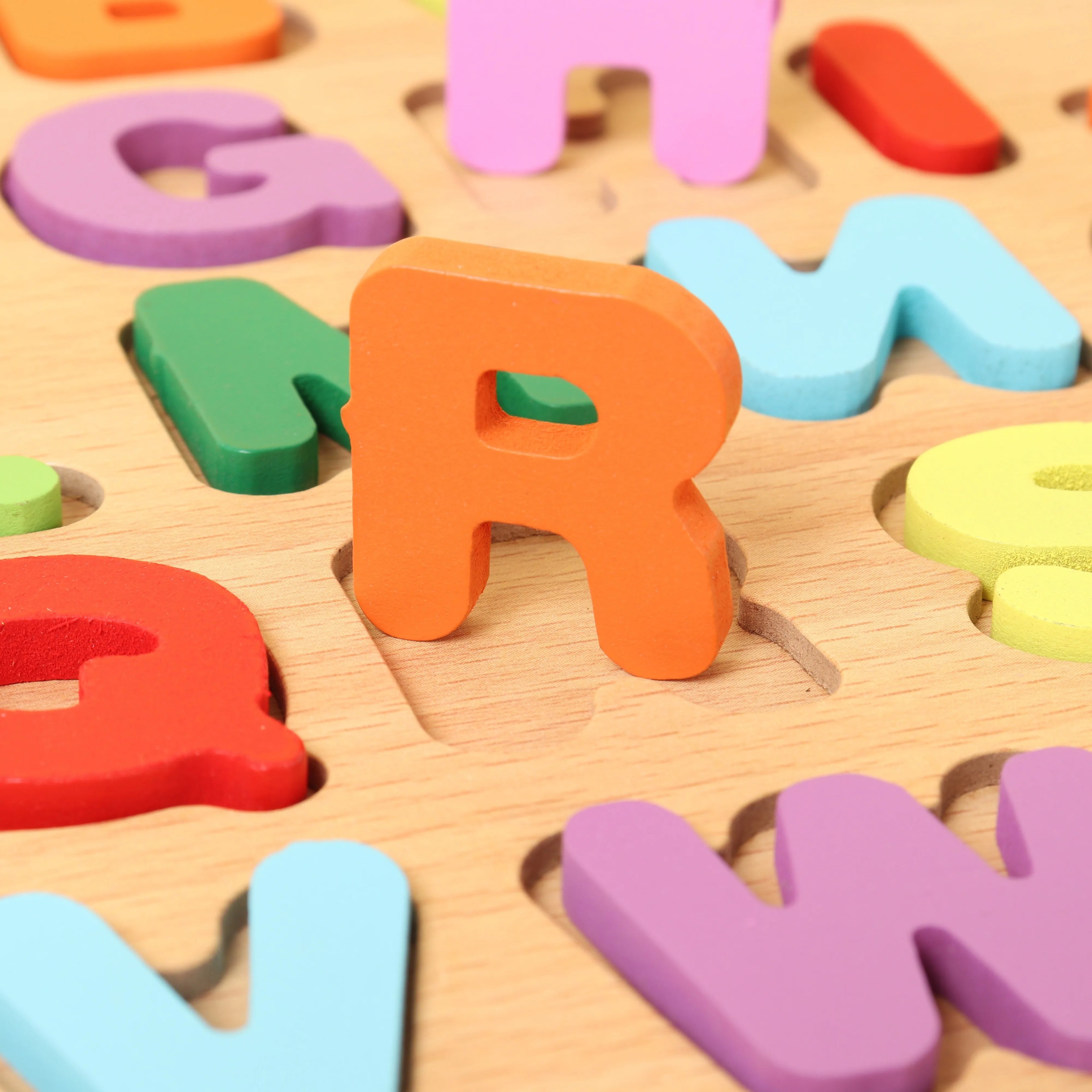 Puzzles en Bois Alphabet et Chiffres Colorés – Jeu Éducatif pour Enfants – Jouet d&