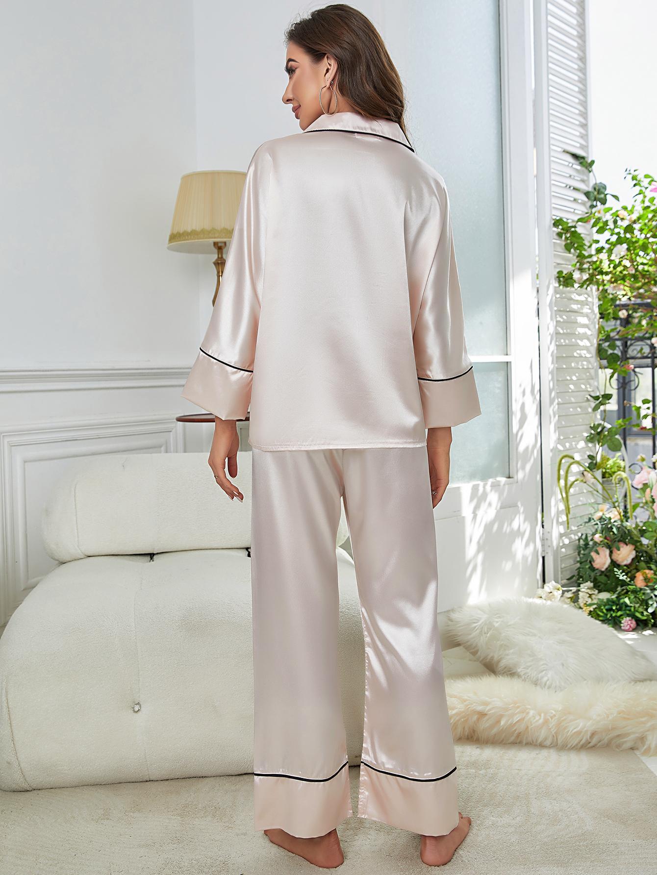 Ensemble Pyjama à Manches Longues – Chemise à Boutons et Pantalon – Tenue de Détente et Vêtements de Nuit Confortables